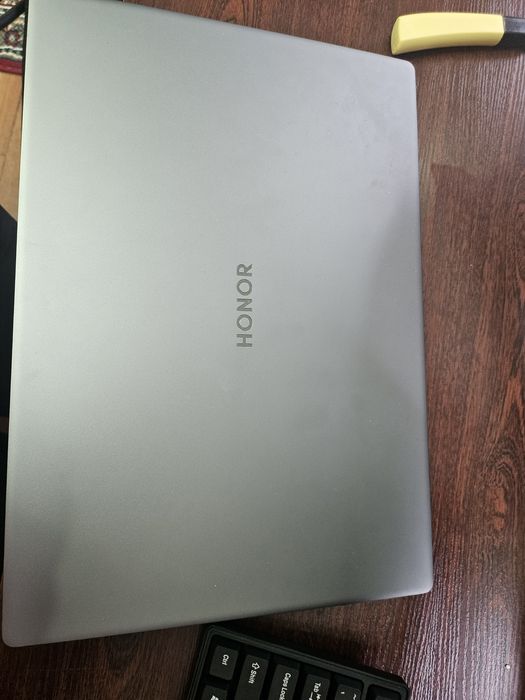 Ноутбук honor core i5