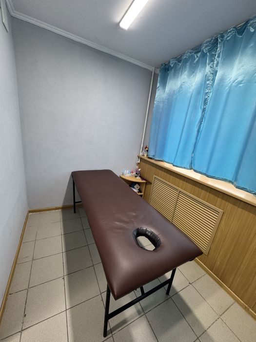 Продам кушетку,торг уместен