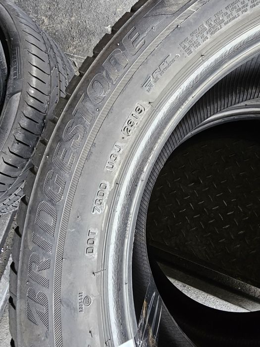 265 50 R 19 Bridgestone iarna..