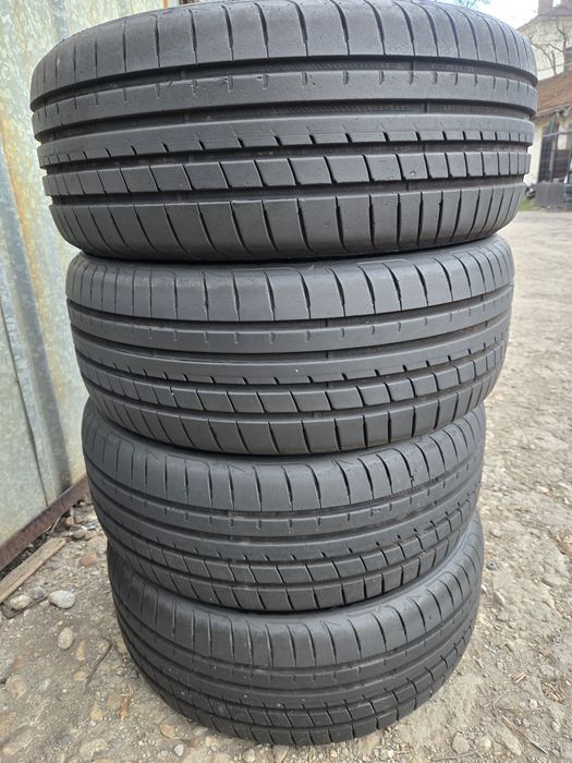 4бр. 215 45 18 Goodyear летни.