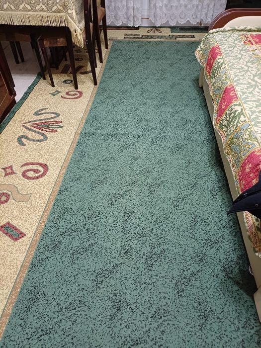 Продам ковёр в хорошем состоянии