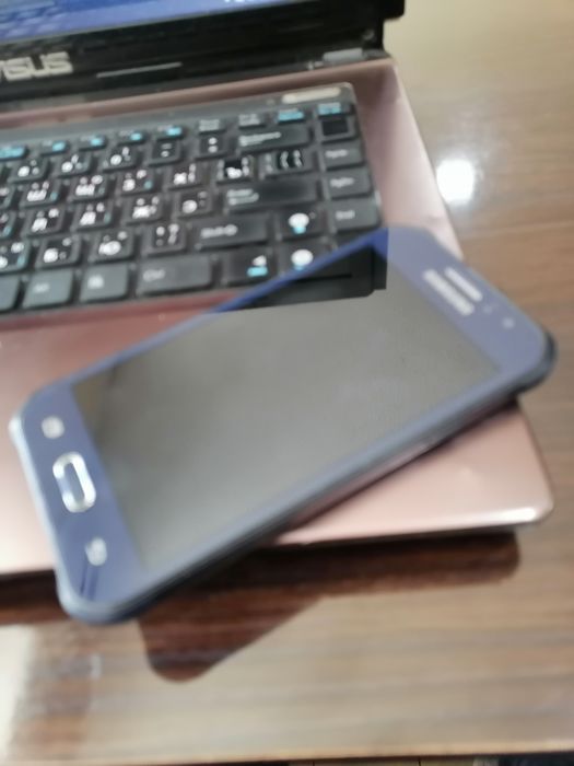 Samsung Galaxy j1 ace