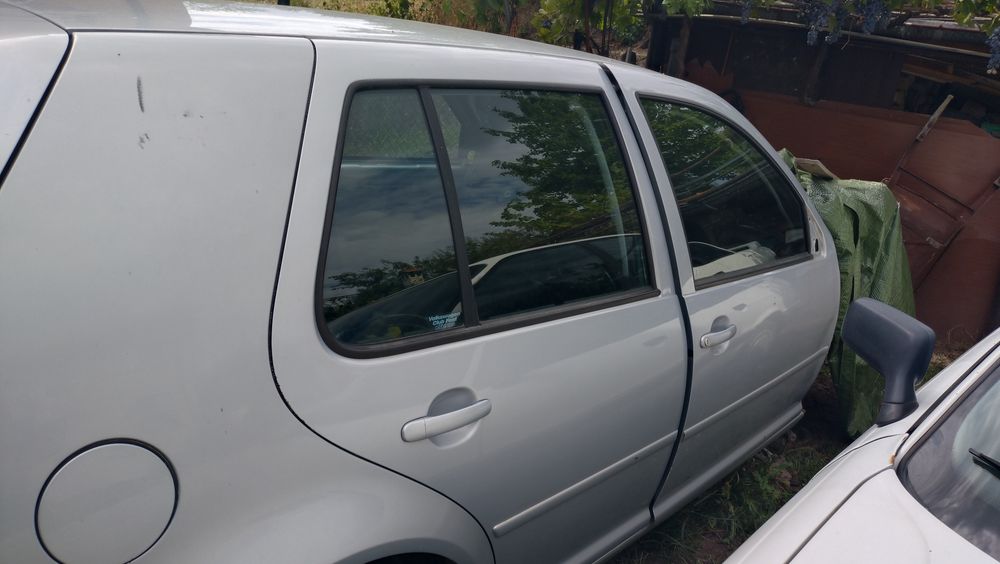 Врати за Голф 4, хечбек