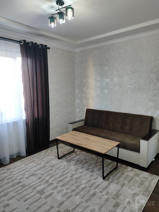 Срочно продаётся своя 1 ком.квартира в новостройке Карасу 6.Авайхон