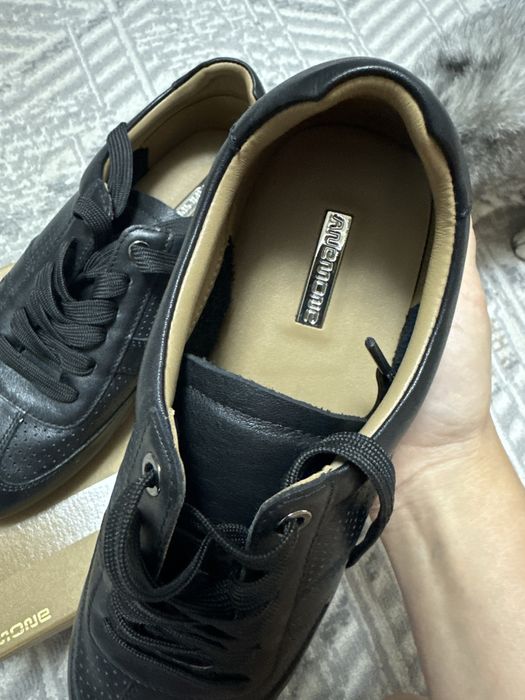 Продам кроссовки Anemone