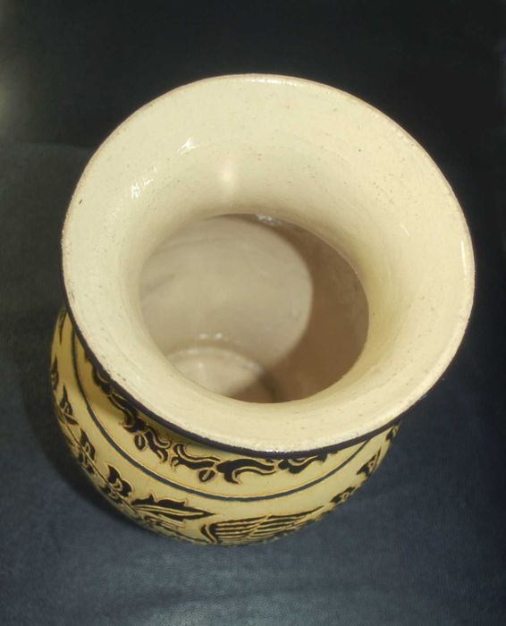 Винтидж Гравирани Керамични Вази VIETNAM DONA Artexport Saigon