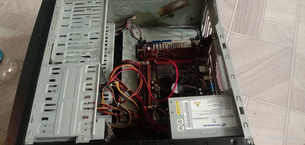 продам офисный пк,тянет некоторые игры