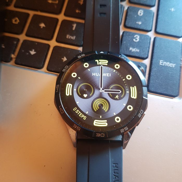 Huawei gt4  в добро състояние