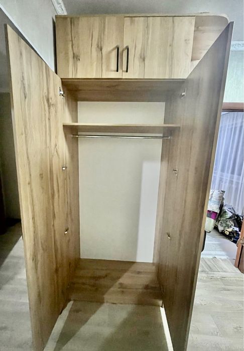 Шкаф в прихожую