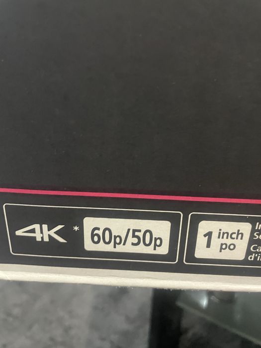 Профисионална видео камера Panasonic 4K.