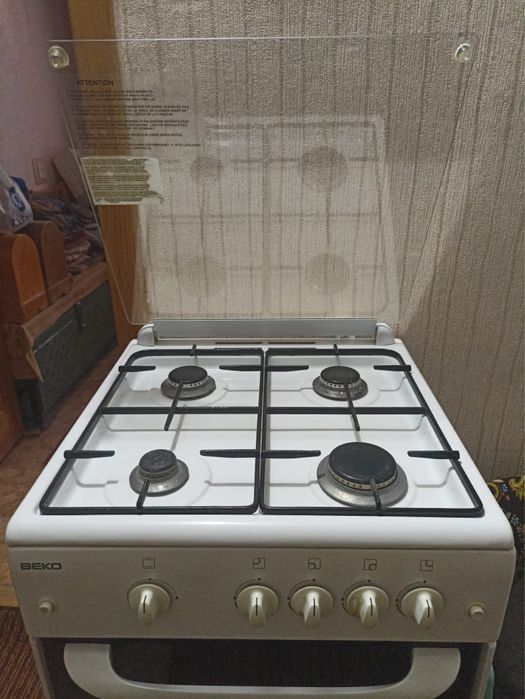 Газовая плита продаю