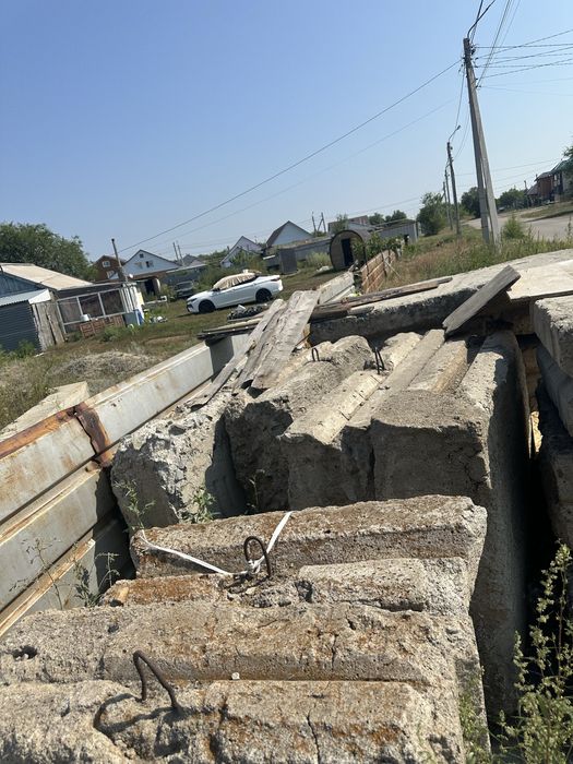 Продам бетонные блоки плиты