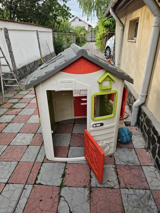 Casuta SMOBY Neo jura Lodge in stare foarte buna