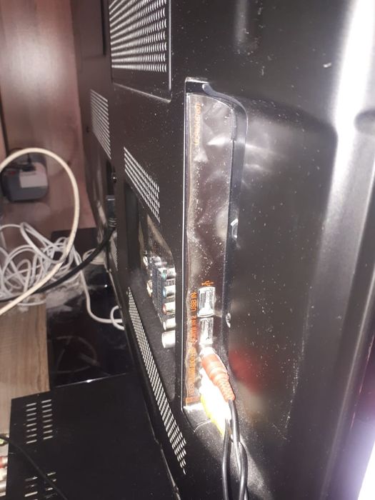 Продам телевизор LG 128 диагональ