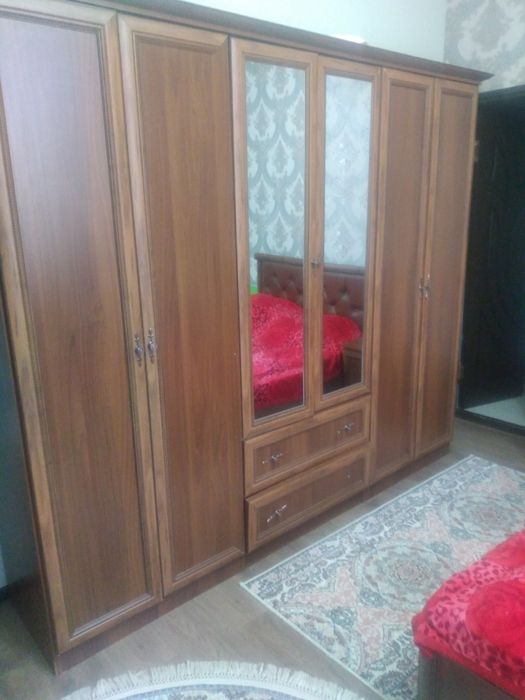 Спальный гарнитур