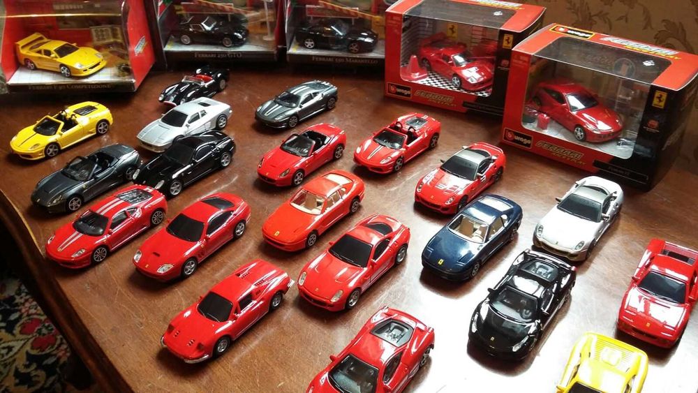 Colectie machete BBURAGO 1/43 - 357 masini absolut noi !