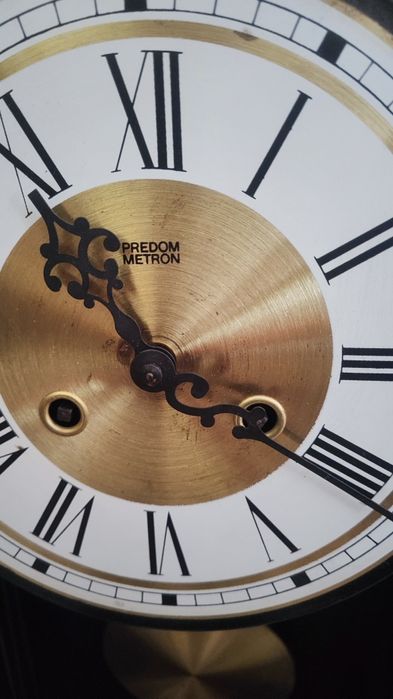 Стенен часовник - антикварен