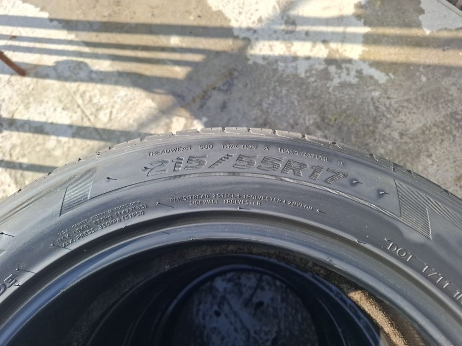 Шины бу летние 215/55R17