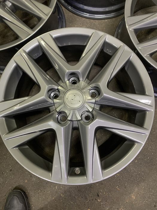 Продам диски Lexus Lx 570 оригинал