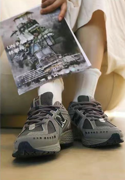 Кроссовки New balance 1906R