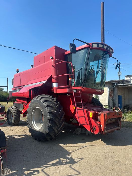 Combină Case Axial 2188
