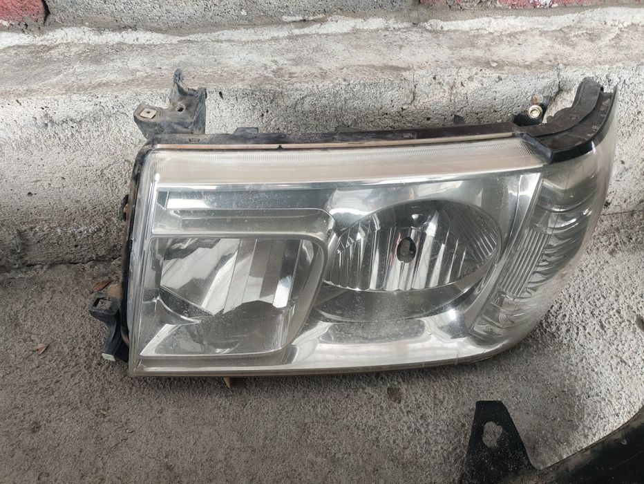 Toyota land cruiser 100