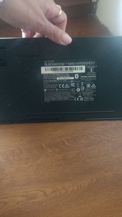 Клавиатуру безпроводную