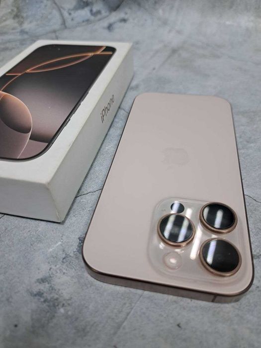 Apple iPhone 16 Pro 256гб (108\0833 г. Кокшетау, ул. Абая 128, 21)