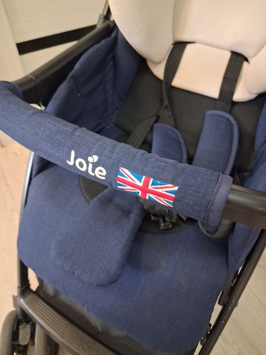 Продам детскую прогулочную коляску Jole
