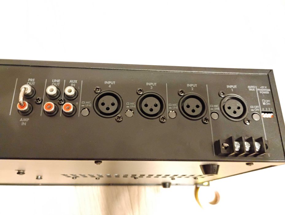 Amplificator mixer Monacor PA 900 120 wati