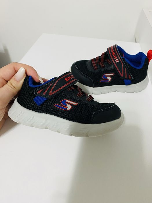 Adidasi Skechers baieti marimea 22 (14,5 cm)