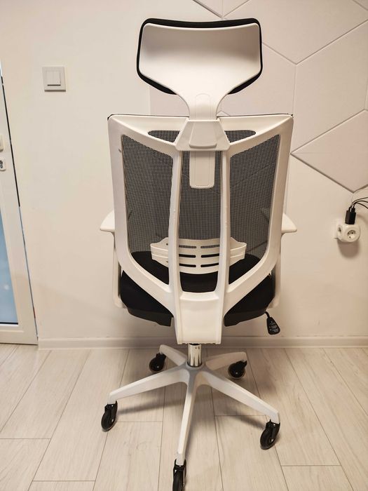 ергономичен офис стол Antares Eclipse - Бял/Черен (Меш)