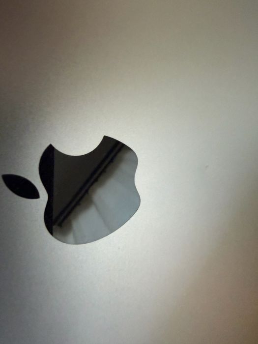 Macbook air m1 256gb 8gb ram