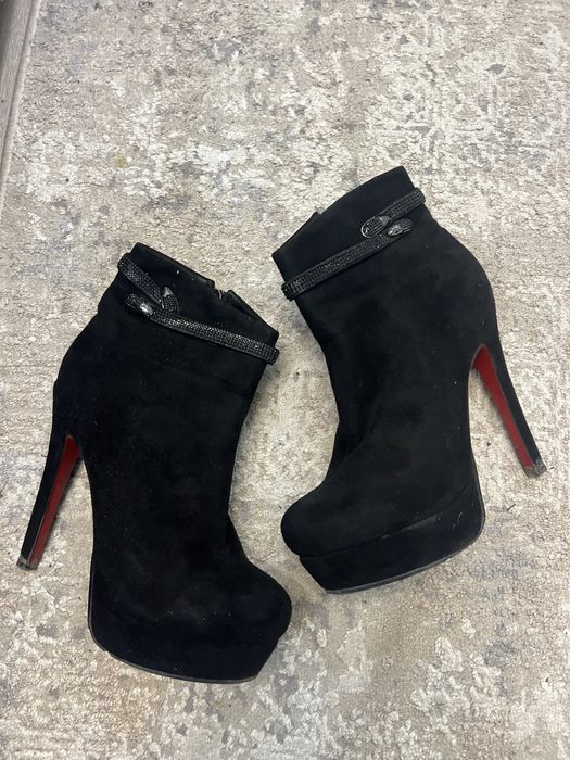 Женские ботинки