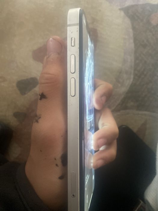 Продам iphone 12