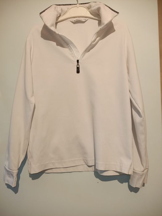 Рубашки школьные б/у на мальчика (8,9,10 лет)