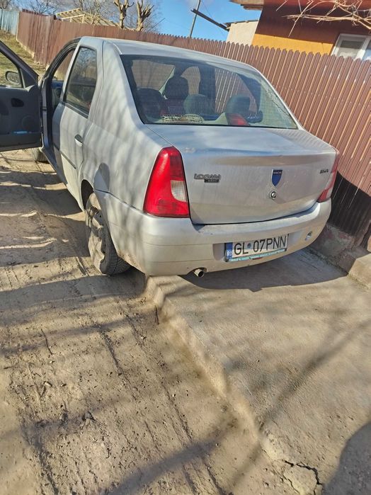 Mașina de vânzare  2000€  negociabil și mai mult