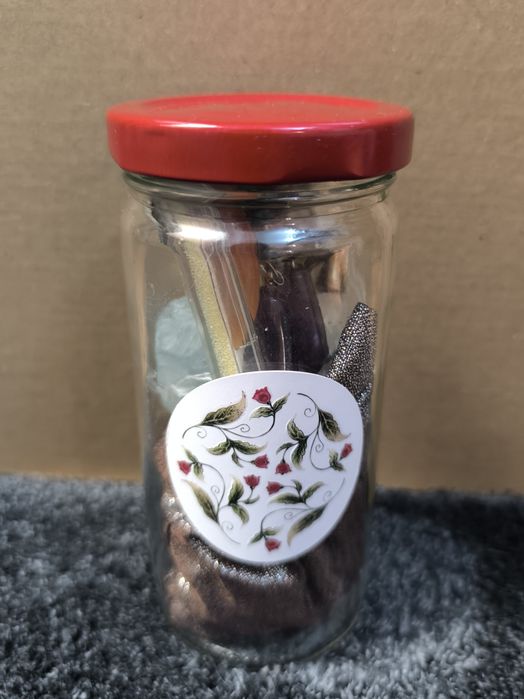 Мистериозни бурканчета