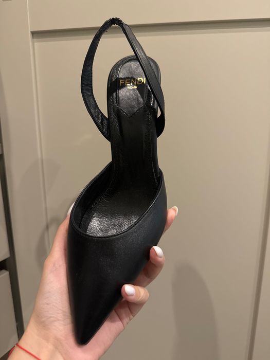 Fendi оригинални токчета