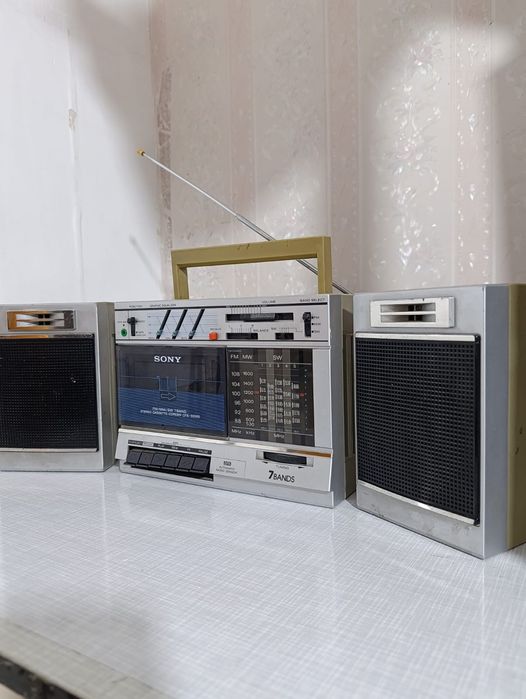 Продам магнитофон Sony