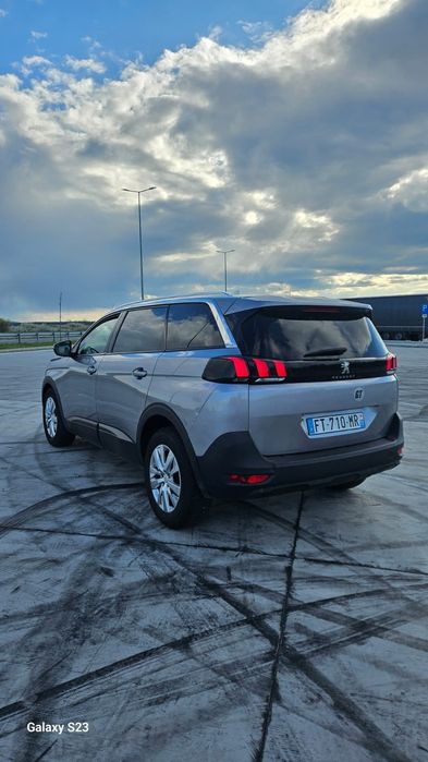 Peugeot 5008. 2020 euro 6