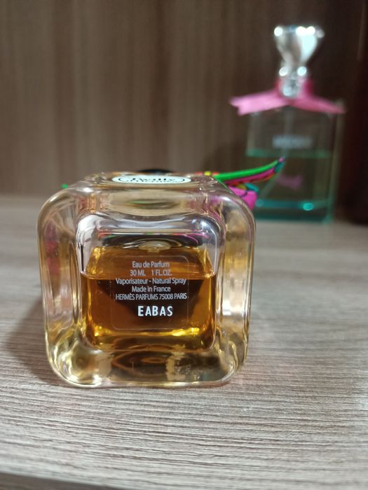 Женский парфюм продам