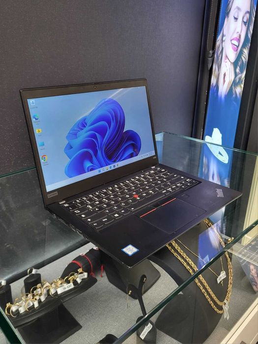***STAR*** Shop: Laptop Lenovo ThinkPad X390 - Touchscreen - Garantie!!!