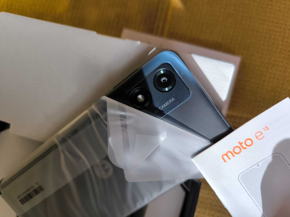 Motorola Moto e 13 нов