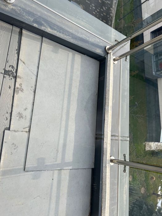 Керамогранит отдам ломан немного