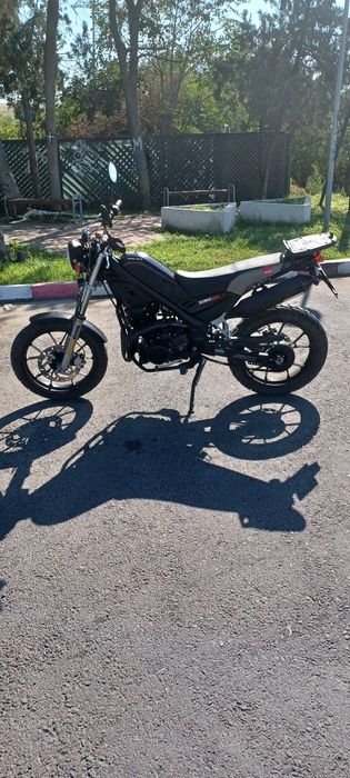 Motocicleta Rieju Tango 250