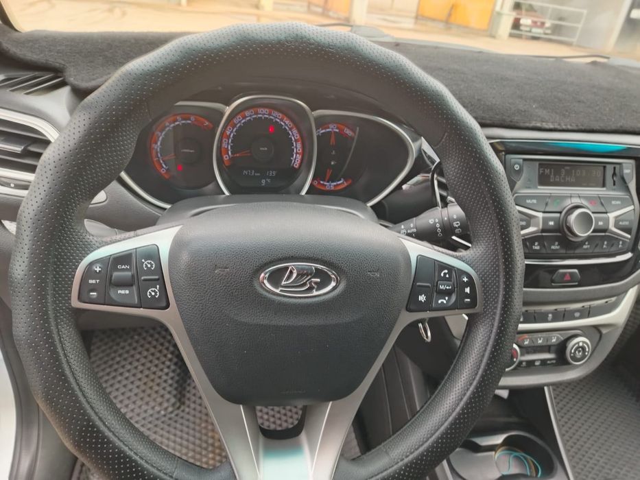 Lada Vesta Cross