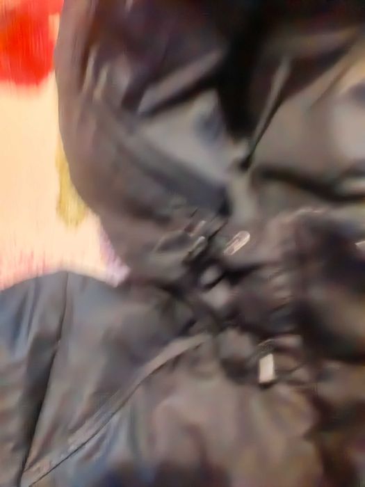 Топло дамско/юношеско яке на марката К7, с пълнеж от пух.