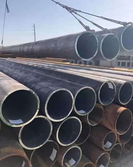 Vând țeavă metalică trasă, laminată și sudată