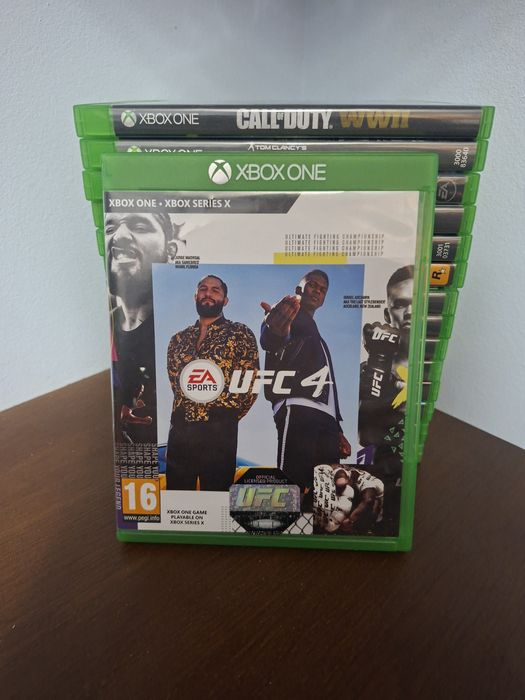 UFC 4   Xbox ONE